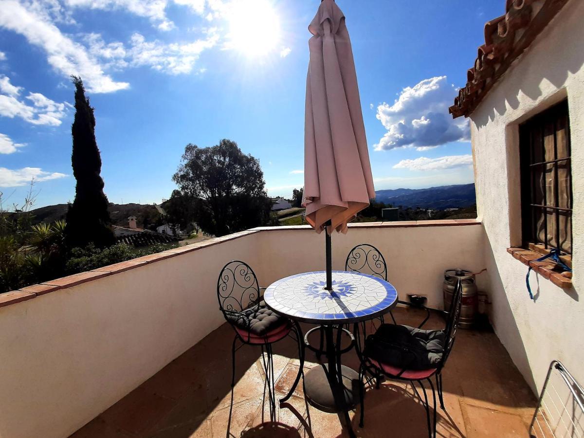 Attico Los Montes With Private Pool Viñuela Exterior foto